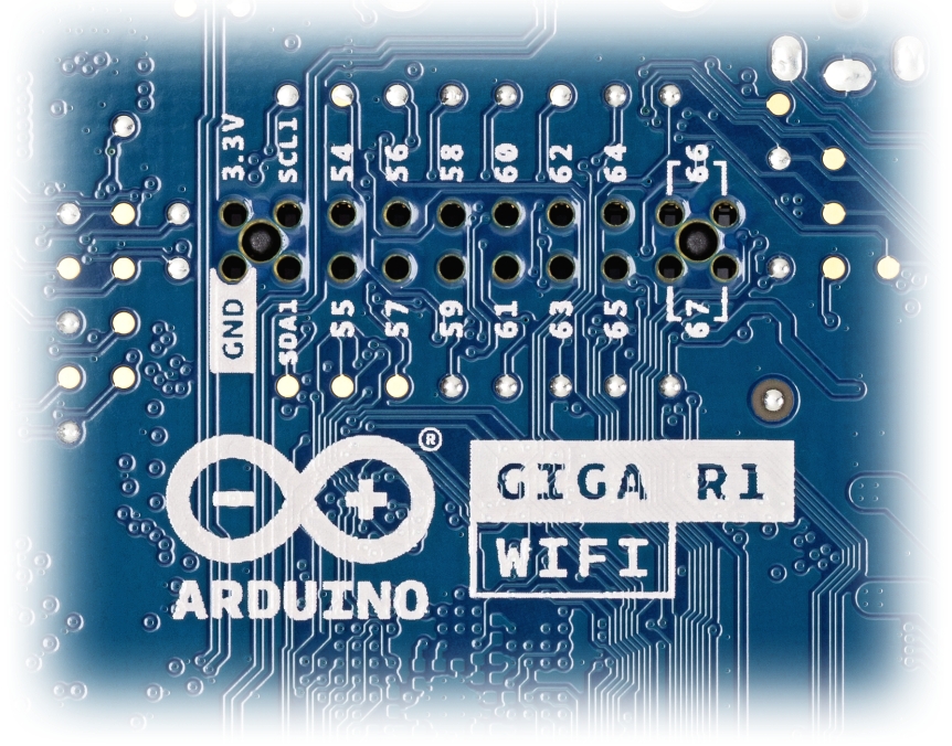 arduino-giga-r1-wifi-pcb-zespodu-otvory