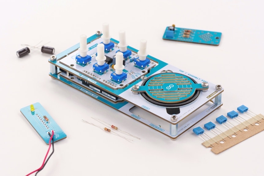 Arduino Make Your UNO Kit - vytvoř si vlastní Arduino! - syntetizátor